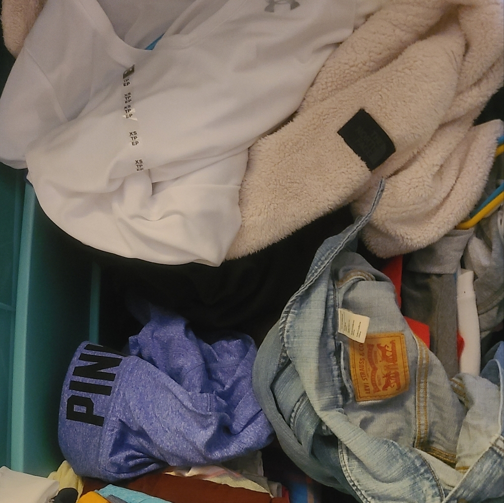 Huge Bin of Clothes!! Please Share!! See Details.